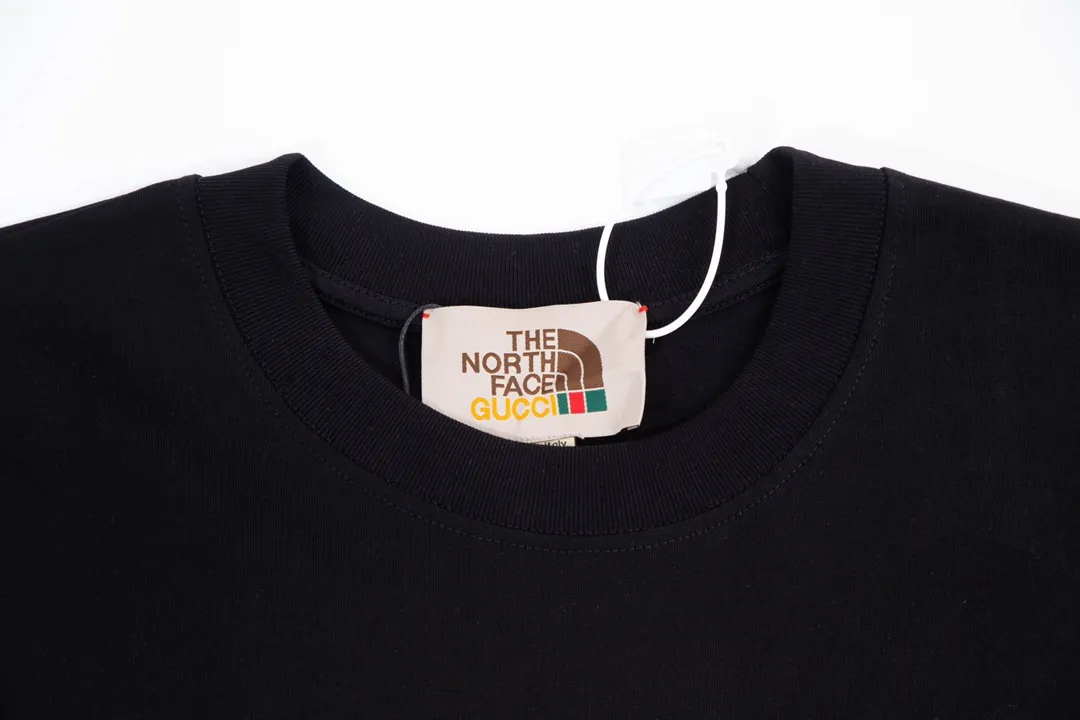 【The North Face 公式旗艦店】ザノースフェイス  Tシャツご好評に付き再入荷！