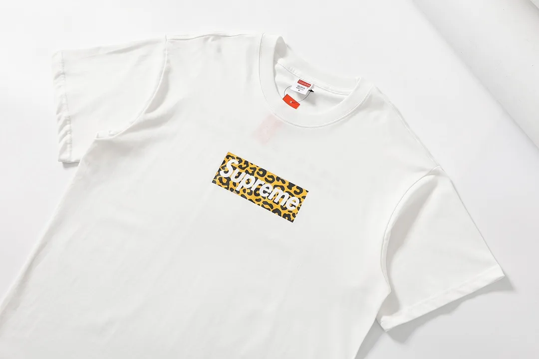 【Supreme  公式旗艦店】シュプリーム  Tシャツご好評に付き再入荷！