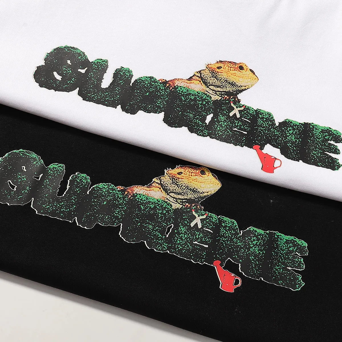 【Supreme  公式旗艦店】シュプリーム  Tシャツご好評に付き再入荷！