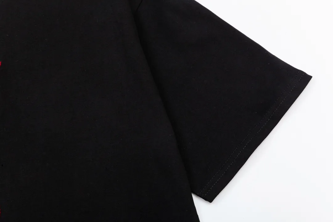 【YSL SAINT LAURENT 公式旗艦店】サンローラン Tシャツ ご好評に付き再入荷！