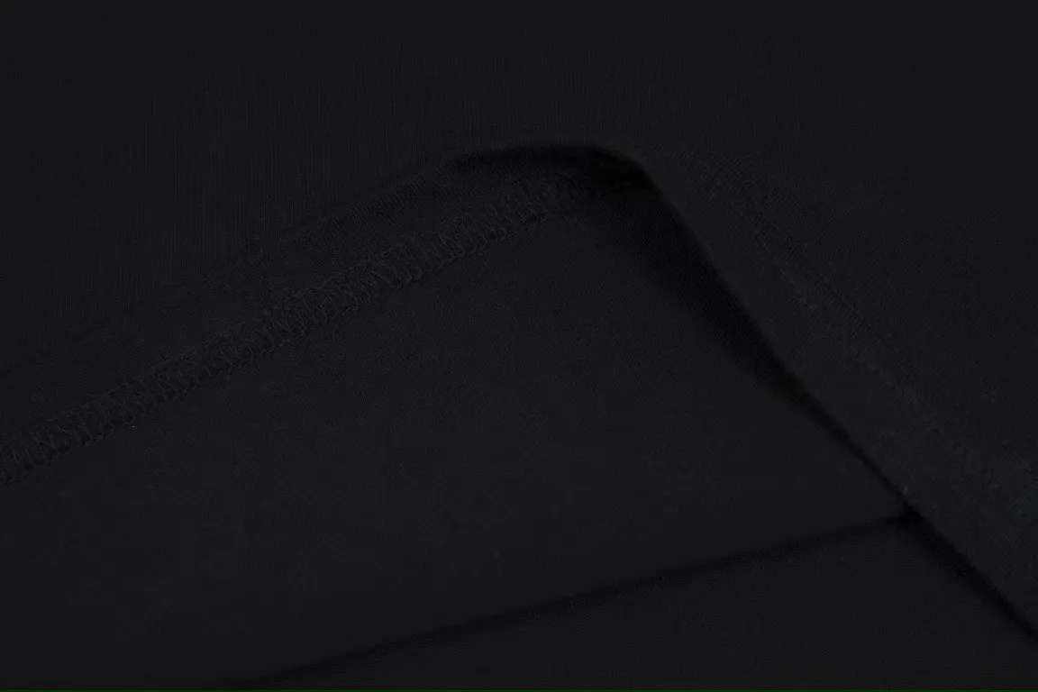 【YSL SAINT LAURENT 公式旗艦店】サンローラン Tシャツ ご好評に付き再入荷！