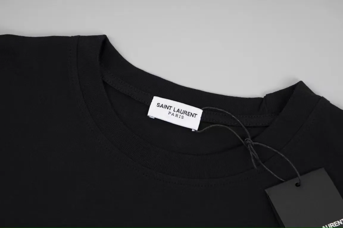 【YSL SAINT LAURENT 公式旗艦店】サンローラン Tシャツ ご好評に付き再入荷！