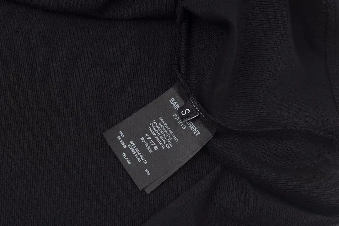 【YSL SAINT LAURENT 公式旗艦店】サンローラン Tシャツ ご好評に付き再入荷！