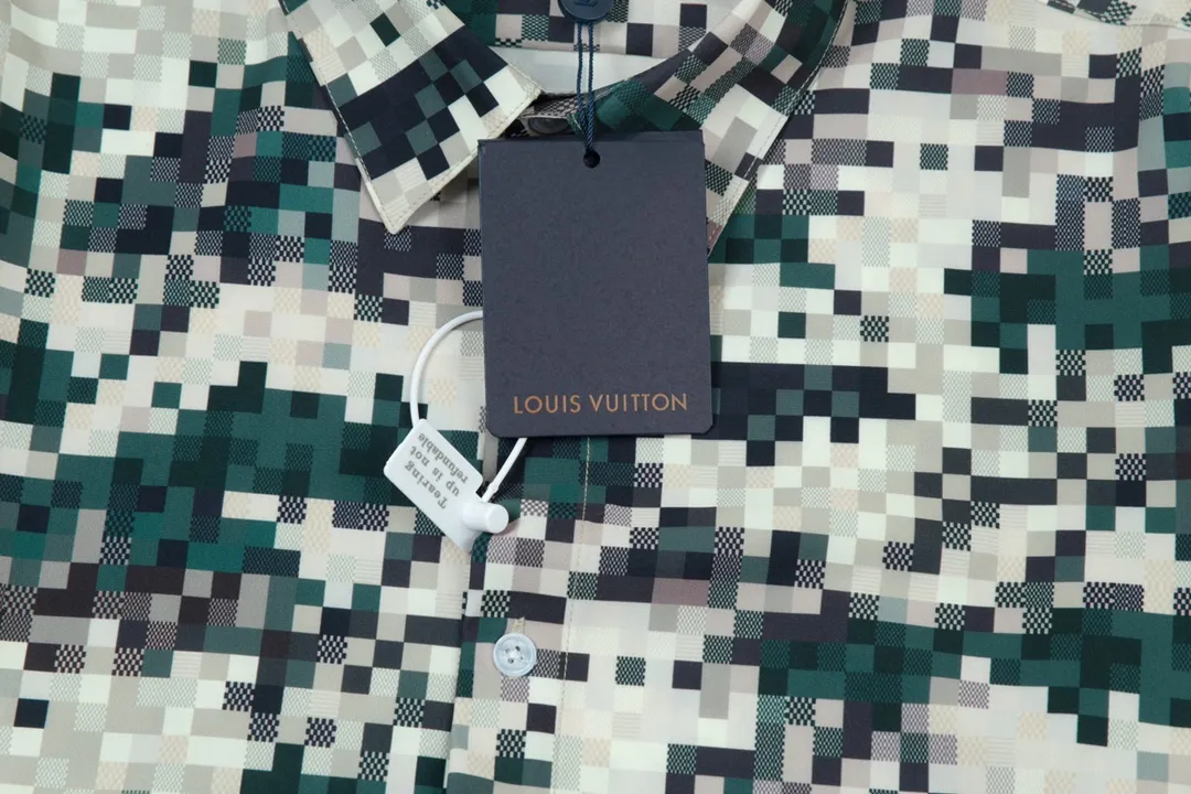 【LOUIS VUITTON 公式旗艦店】ルイヴィトン  シャツ  ご好評に付き再入荷 240831