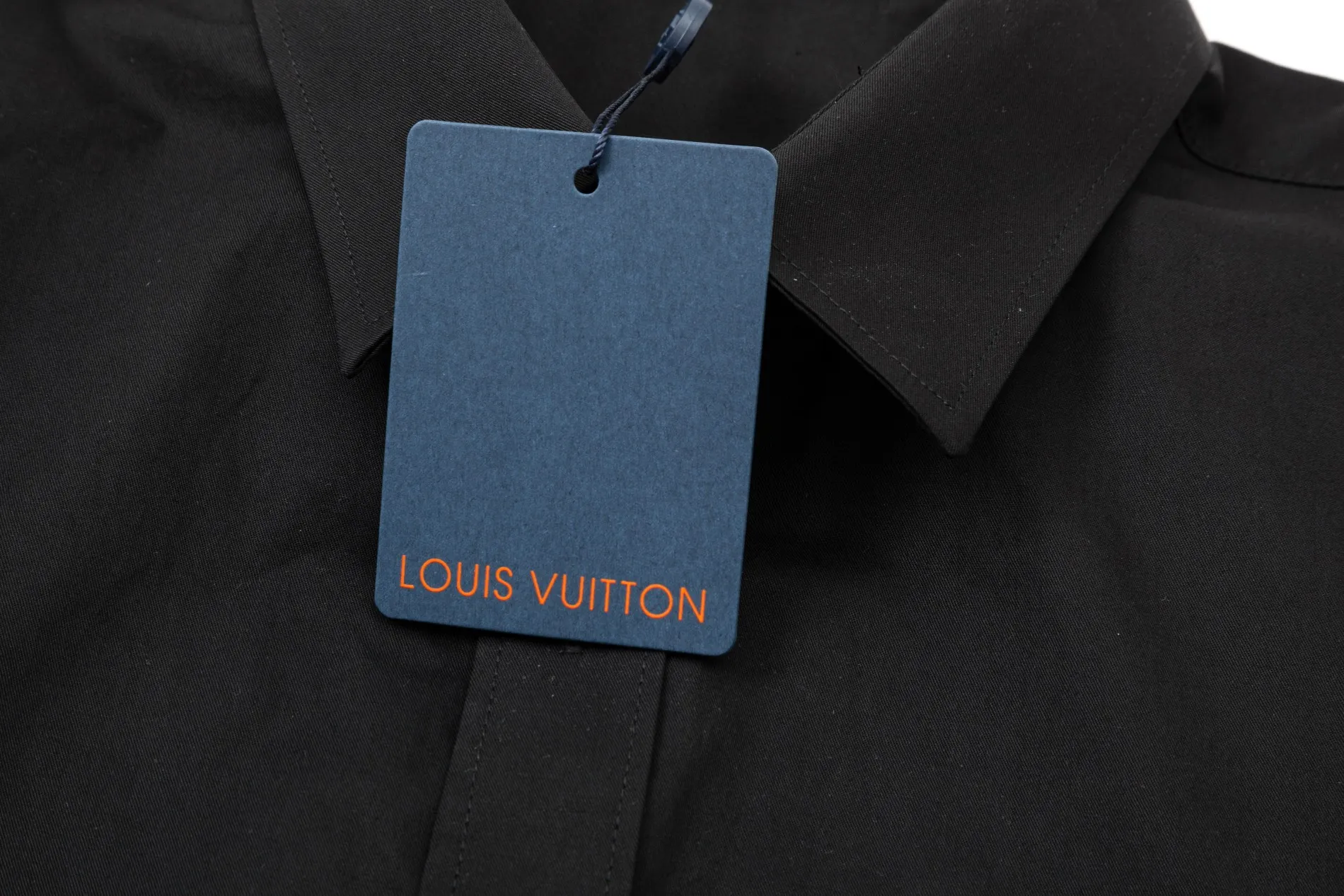 【LOUIS VUITTON 公式旗艦店】ルイヴィトン  シャツ  ご好評に付き再入荷 240811