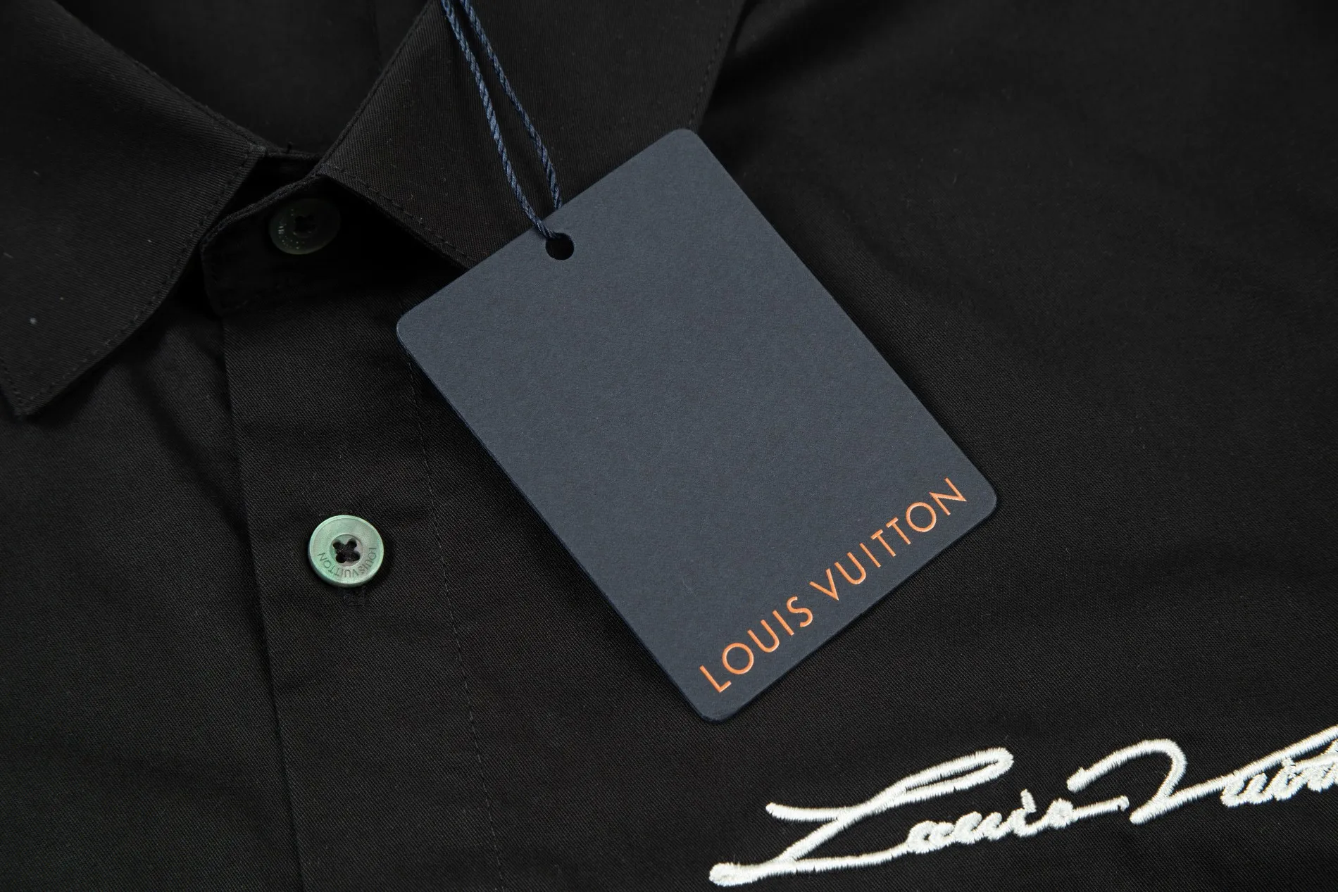 【LOUIS VUITTON 公式旗艦店】ルイヴィトン  シャツ  ご好評に付き再入荷 240715