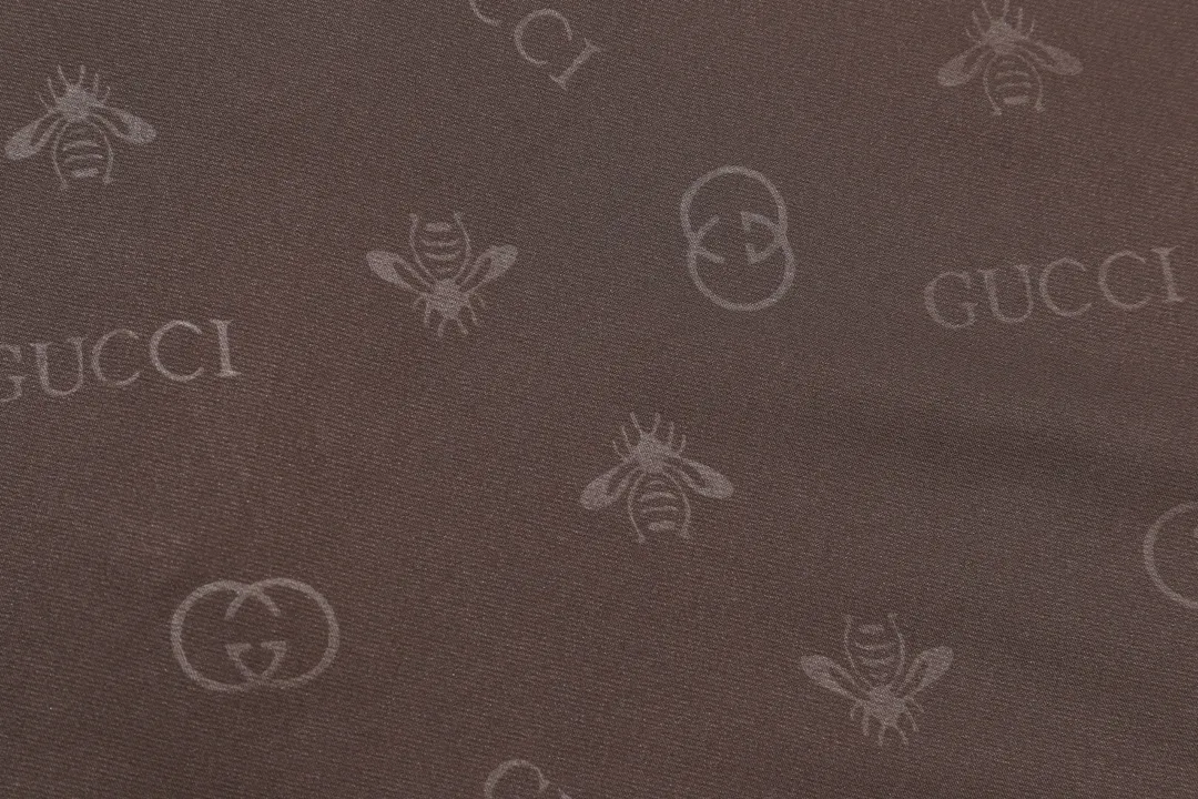 【GUCCI 公式旗艦店】グッチ  シャツ  ご好評に付き再入荷 240816