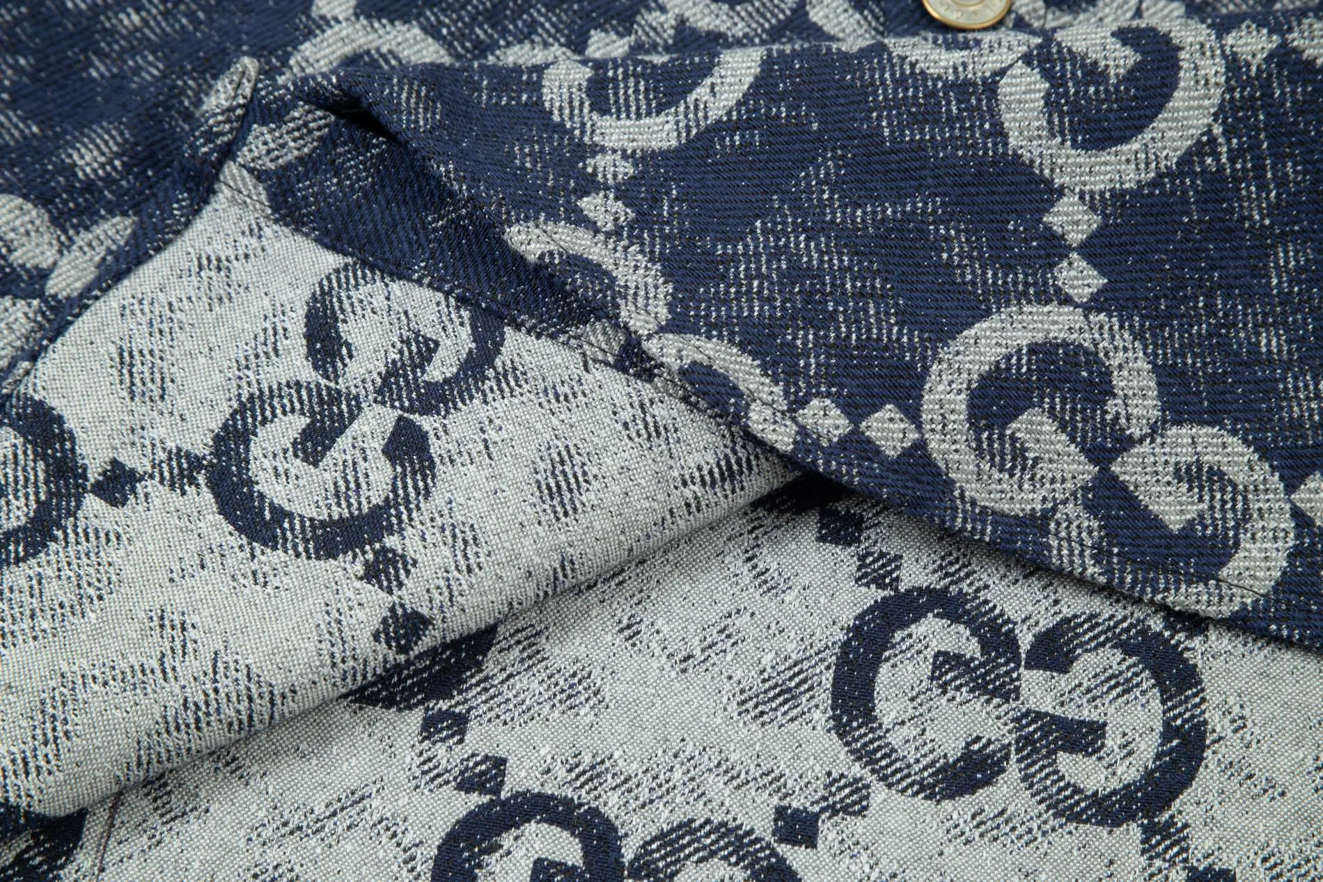 【GUCCI 公式旗艦店】グッチ  シャツ ご好評に付き再入荷 240716