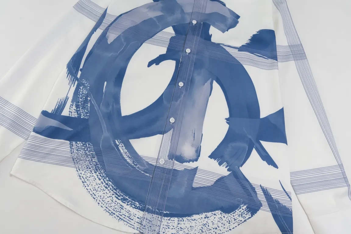 【DIOR 公式旗艦店】 ディオール   シャツ ご好評に付き再入荷  250220