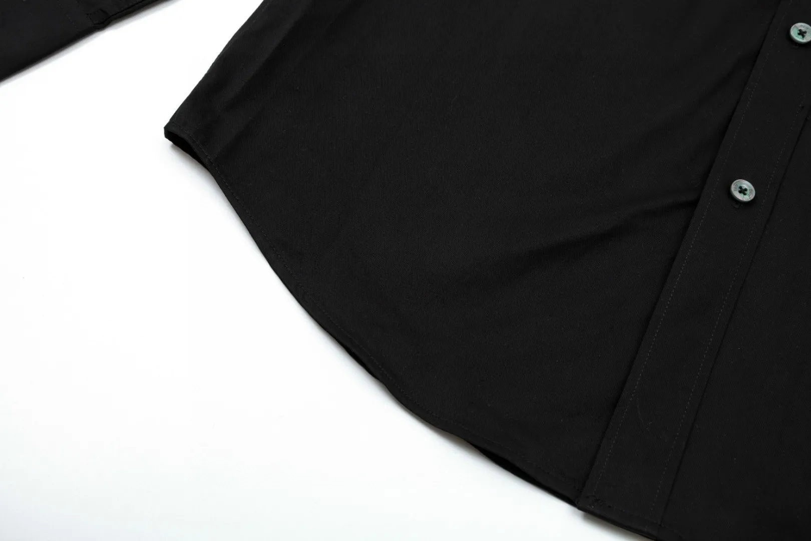 【DIOR  公式旗艦店】ディオール  シャツ ご好評に付き再入荷  250220