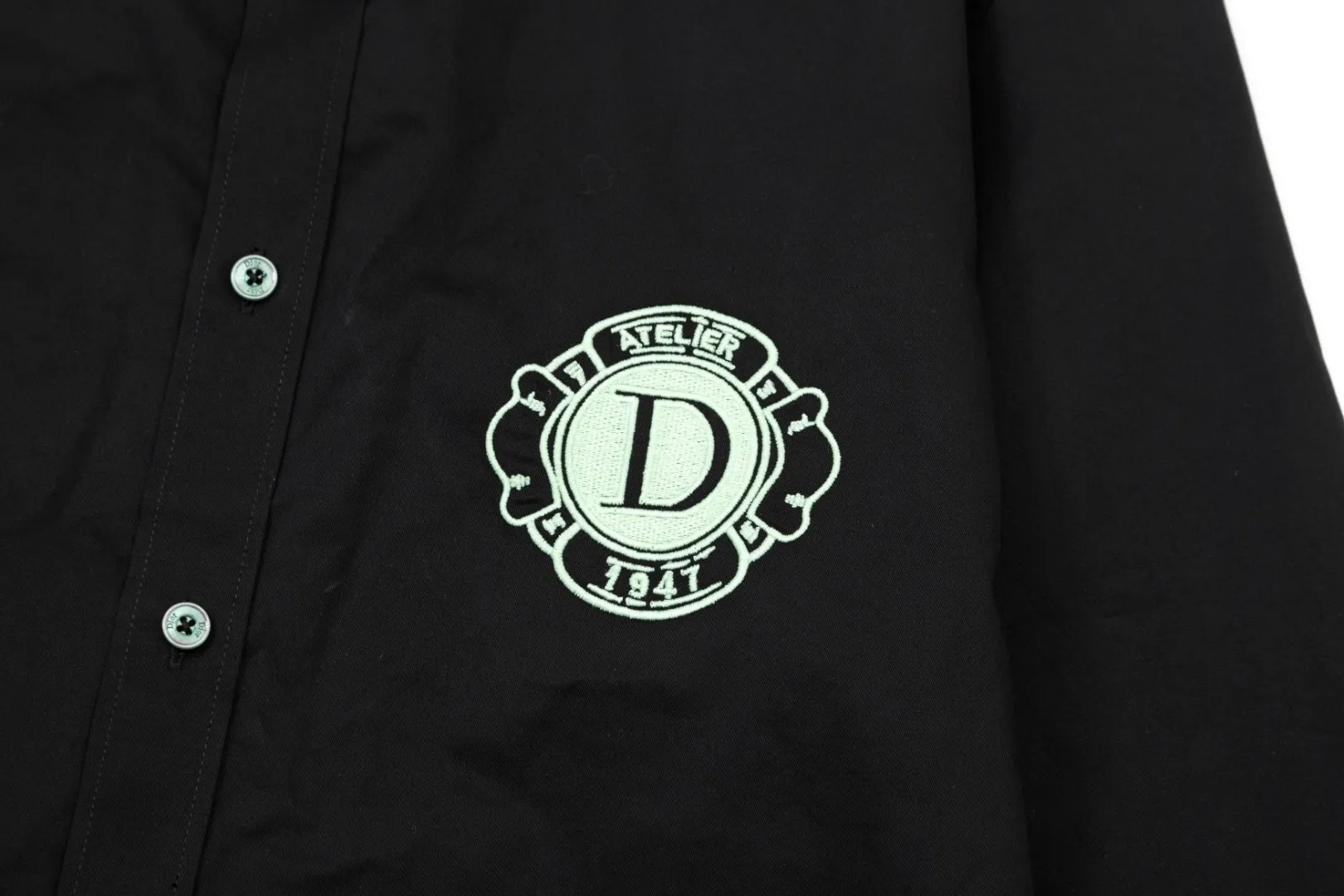 【DIOR  公式旗艦店】ディオール  シャツ ご好評に付き再入荷  250220