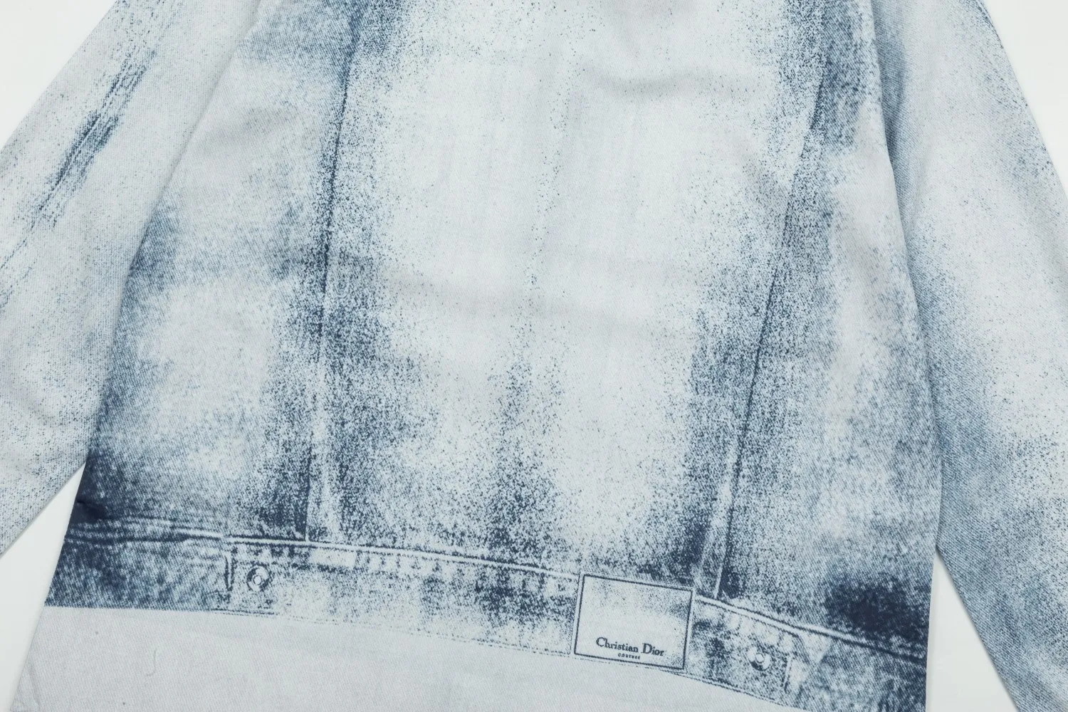 【DIOR  公式旗艦店】ディオール  シャツ ご好評に付き再入荷  250220