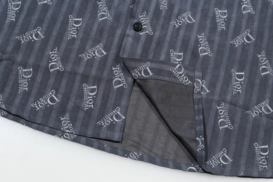 【DIOR  公式旗艦店】ディオール  シャツ  ご好評に付き再入荷 240816