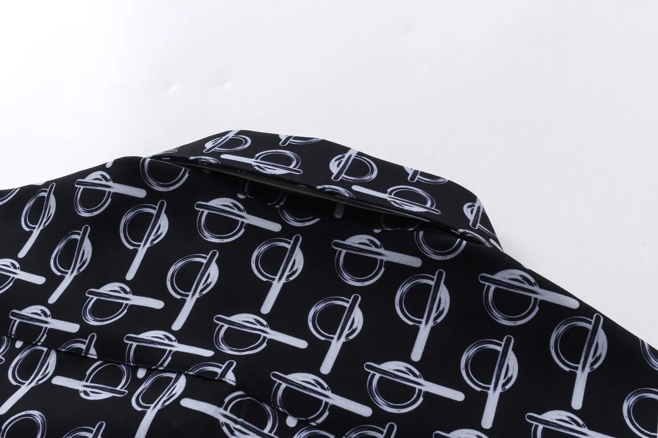 【BURBERRY  公式旗艦店】バーバリー シャツ ご好評に付き再入荷  250222