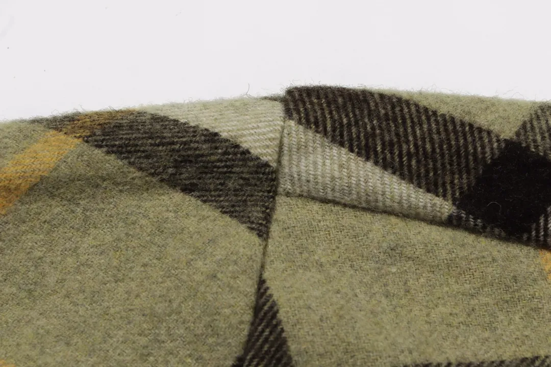 【BURBERRY  公式旗艦店】バーバリー  シャツ ご好評に付き再入荷 241119