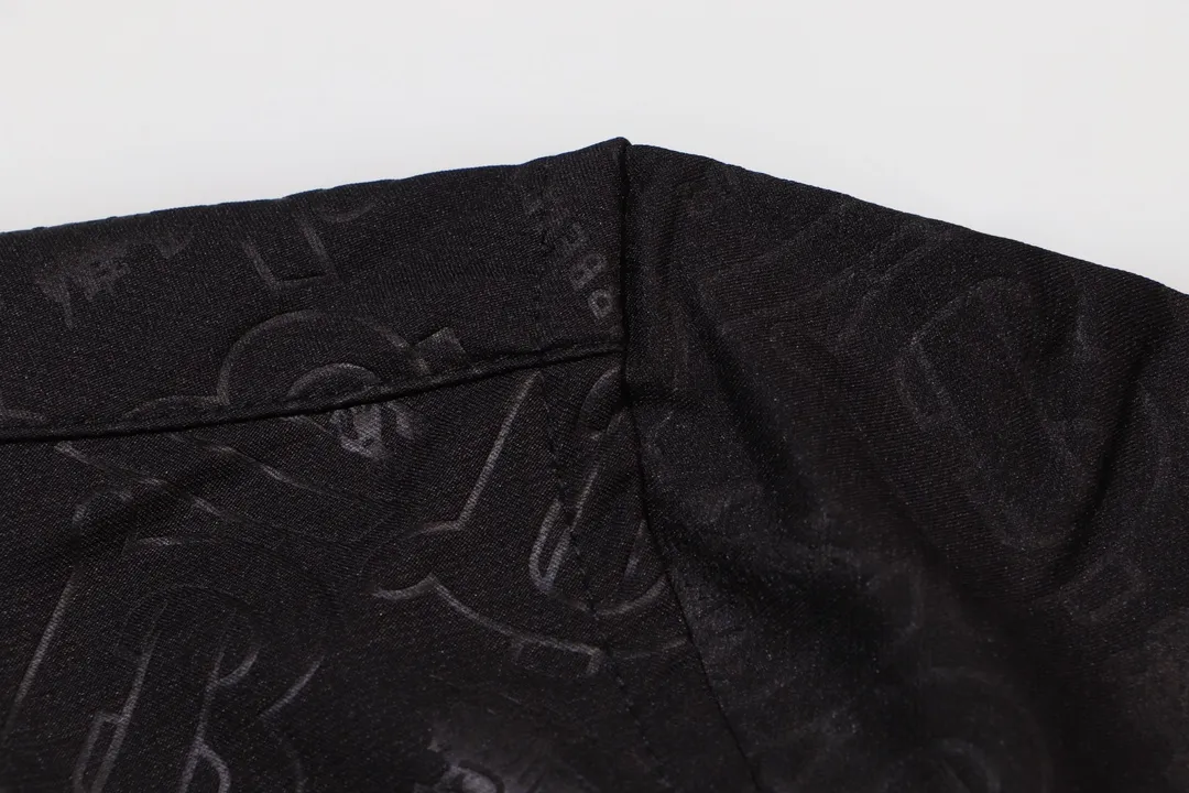 【BURBERRY 公式旗艦店】バーバリー  シャツ  ご好評に付き再入荷 240716