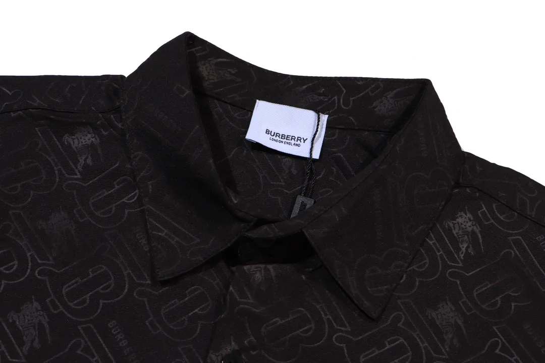 【BURBERRY 公式旗艦店】バーバリー  シャツ  ご好評に付き再入荷 240716
