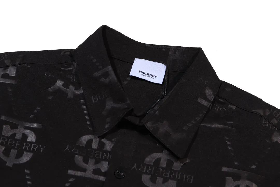 【BURBERRY 公式旗艦店】バーバリー  シャツ  ご好評に付き再入荷 240716