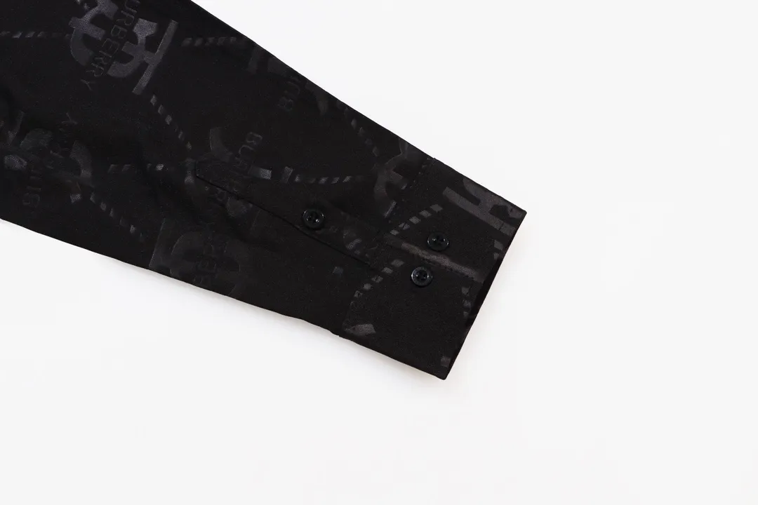 【BURBERRY 公式旗艦店】バーバリー  シャツ  ご好評に付き再入荷 240716