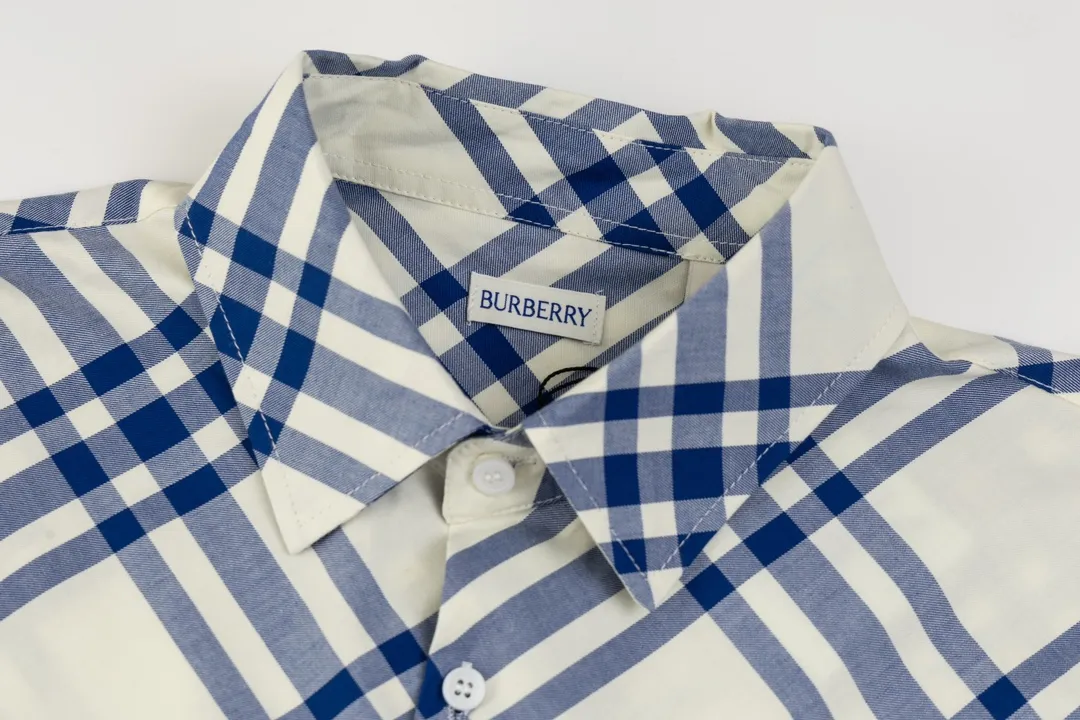 【BURBERRY  公式旗艦店】バーバリー  シャツ ご好評に付き再入荷 24627