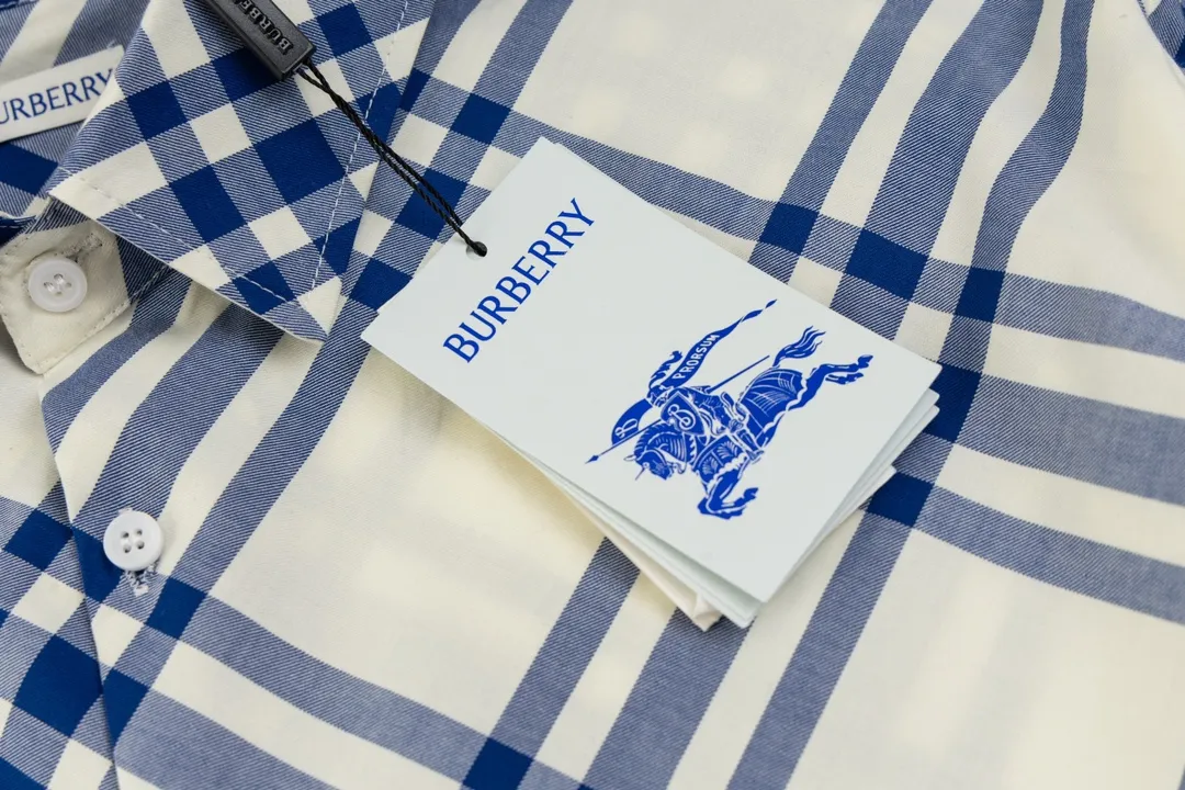 【BURBERRY  公式旗艦店】バーバリー  シャツ ご好評に付き再入荷 24627