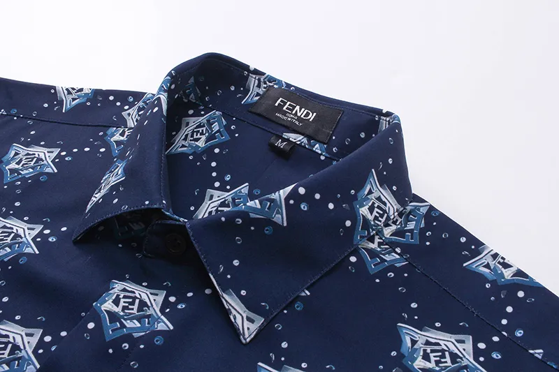 【FENDI 公式旗艦店】フェンディ  シャツ  ご好評に付き再入荷 250221