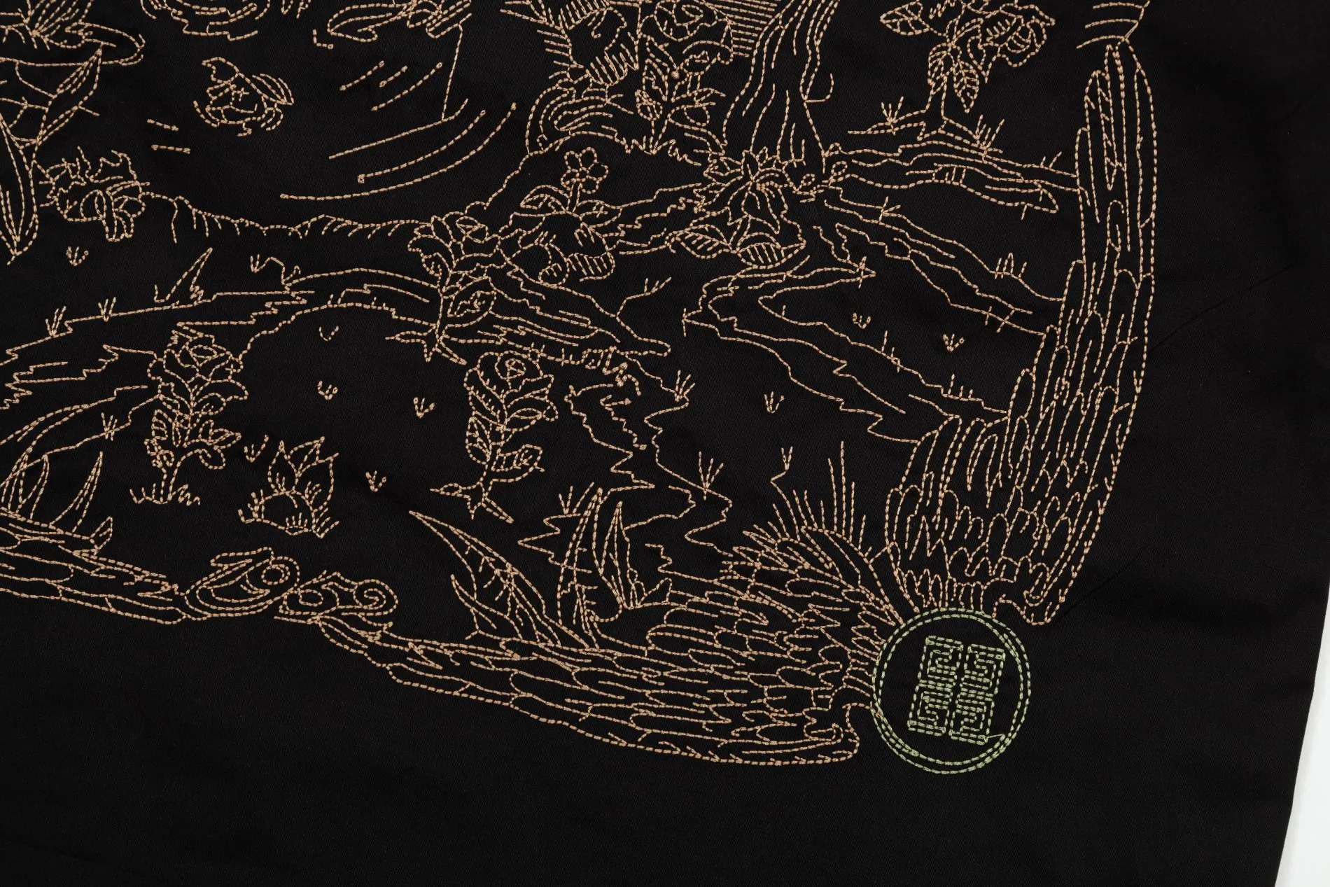 【GIVENCHY 公式旗艦店】ジバンシー  シャツ ご好評に付き再入荷 240802