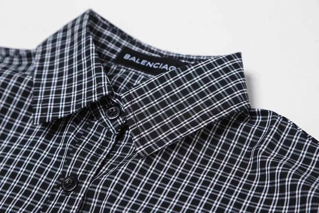 【BALENCIAGA 公式旗艦店】バレンシアガ  シャツ ご好評に付き再入荷  250218