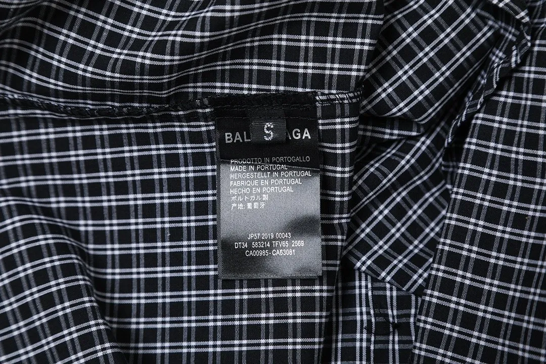 【BALENCIAGA 公式旗艦店】バレンシアガ  シャツ ご好評に付き再入荷  250218