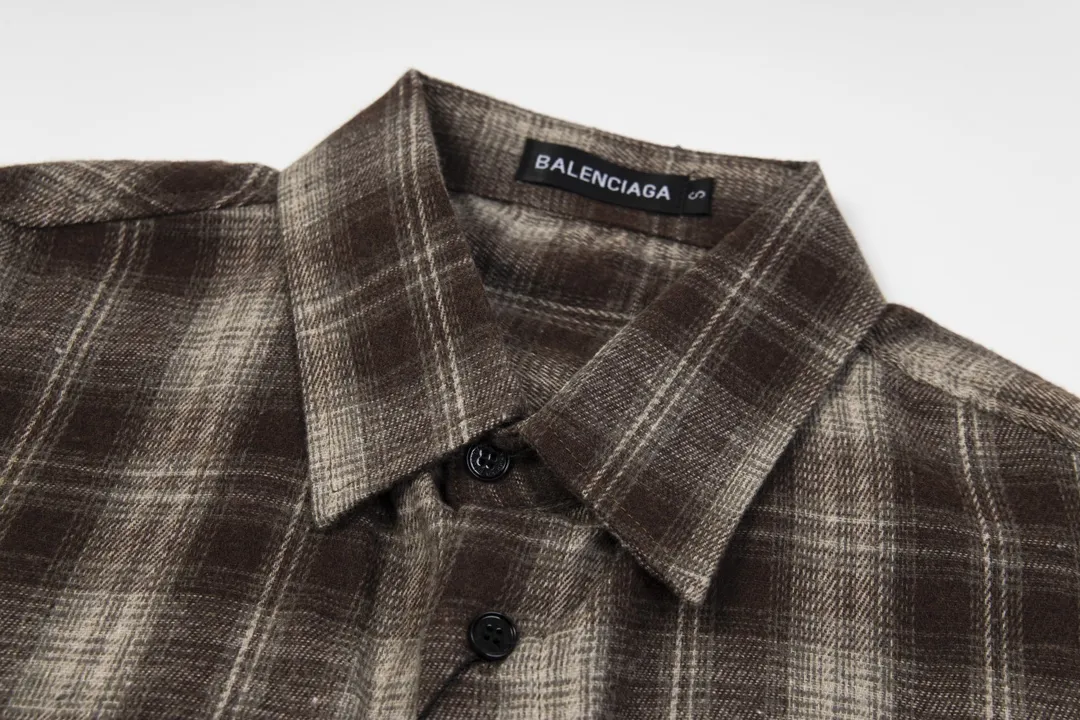 【BALENCIAGA 公式旗艦店】バレンシアガ  シャツ ご好評に付き再入荷  241119