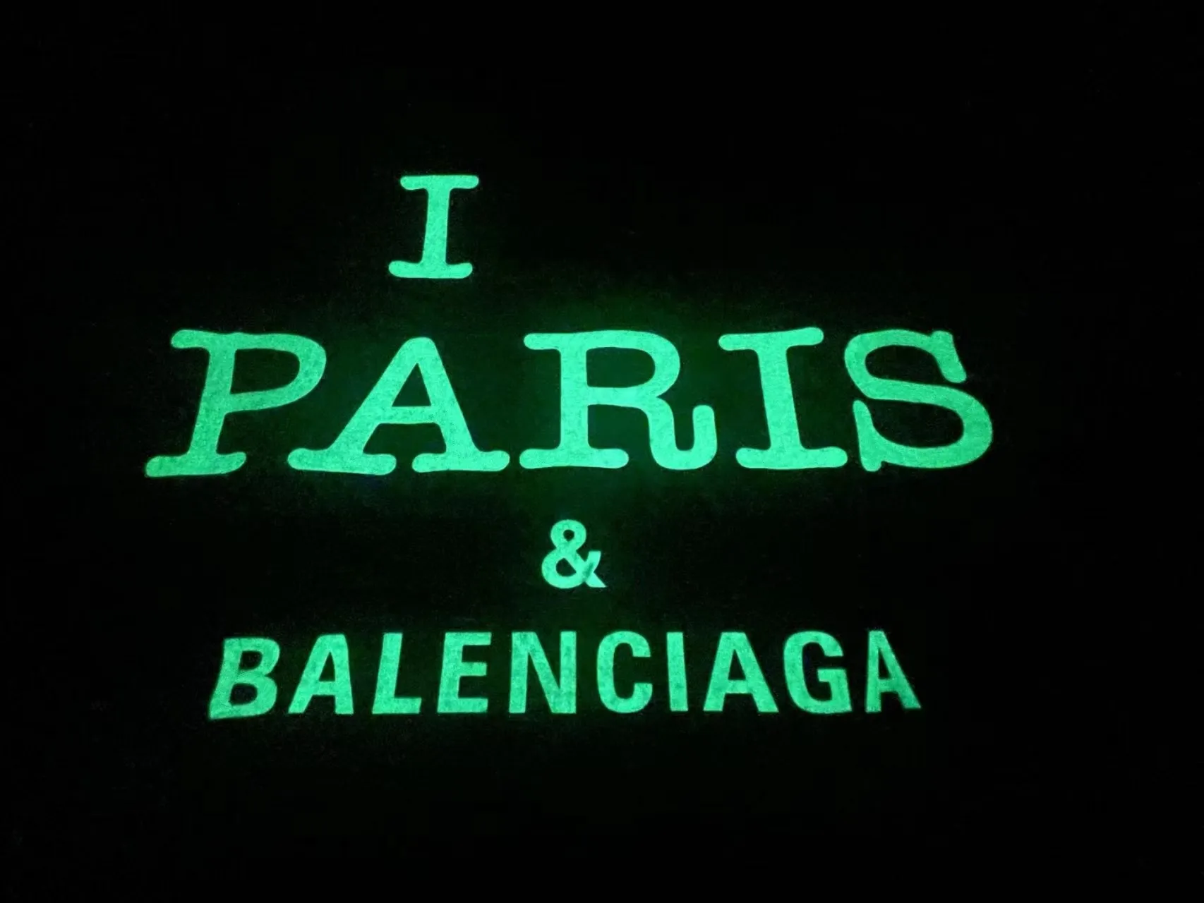 【BALENCIAGA 公式旗艦店】バレンシアガ  シャツ  ご好評に付き再入荷 240715
