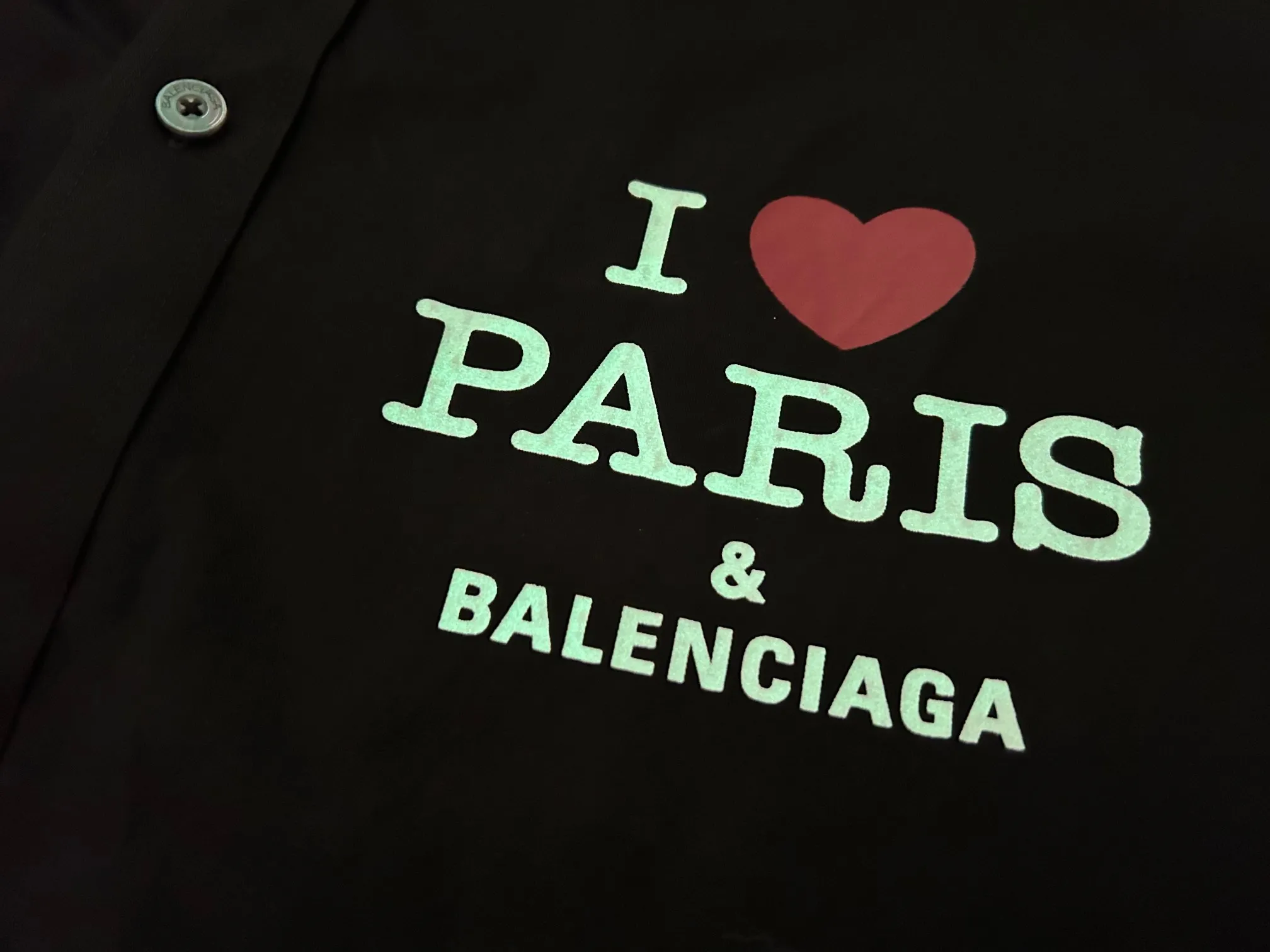 【BALENCIAGA 公式旗艦店】バレンシアガ  シャツ  ご好評に付き再入荷 240715