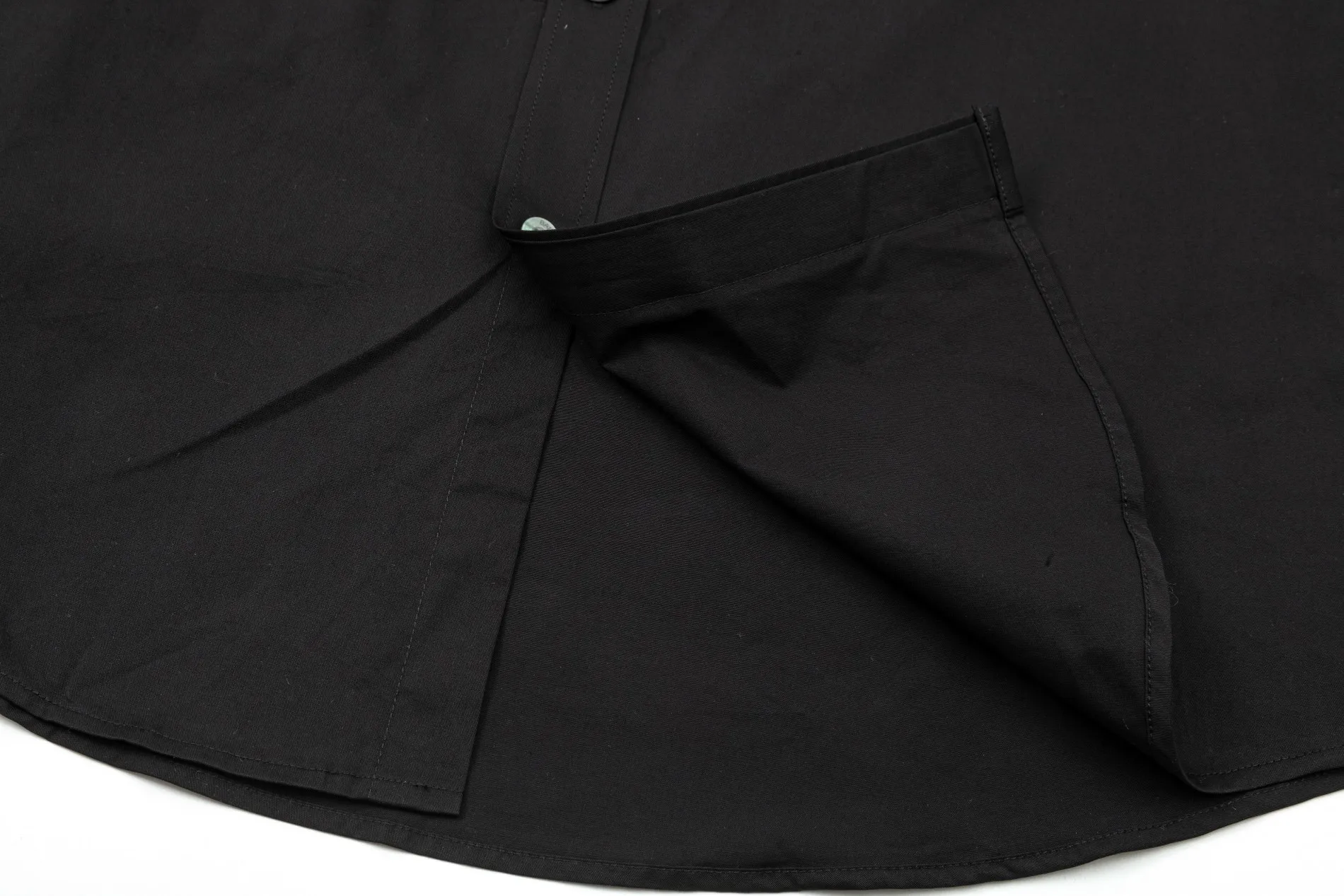 【BALENCIAGA 公式旗艦店】バレンシアガ  シャツ  ご好評に付き再入荷 240715