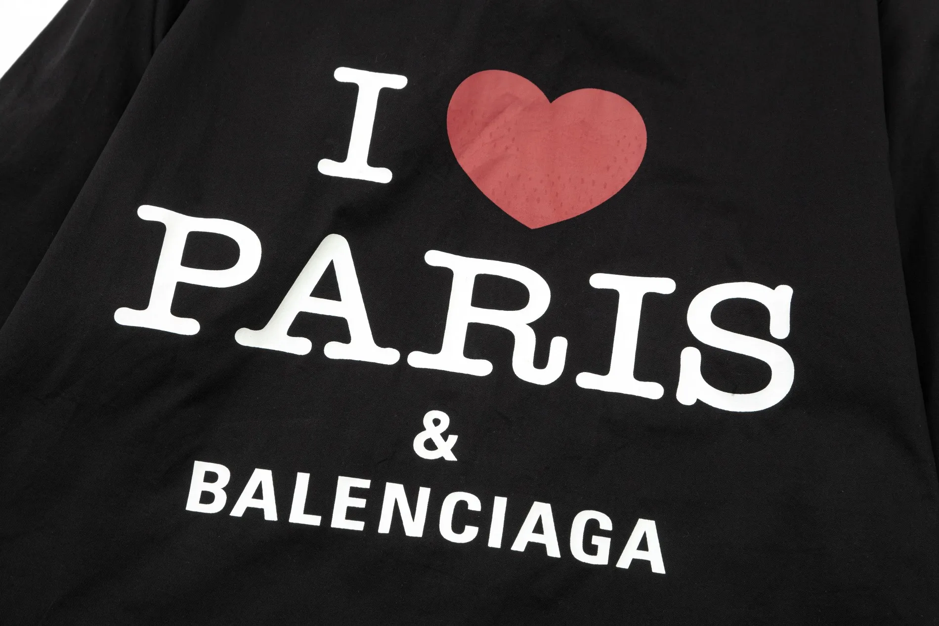 【BALENCIAGA 公式旗艦店】バレンシアガ  シャツ  ご好評に付き再入荷 240715