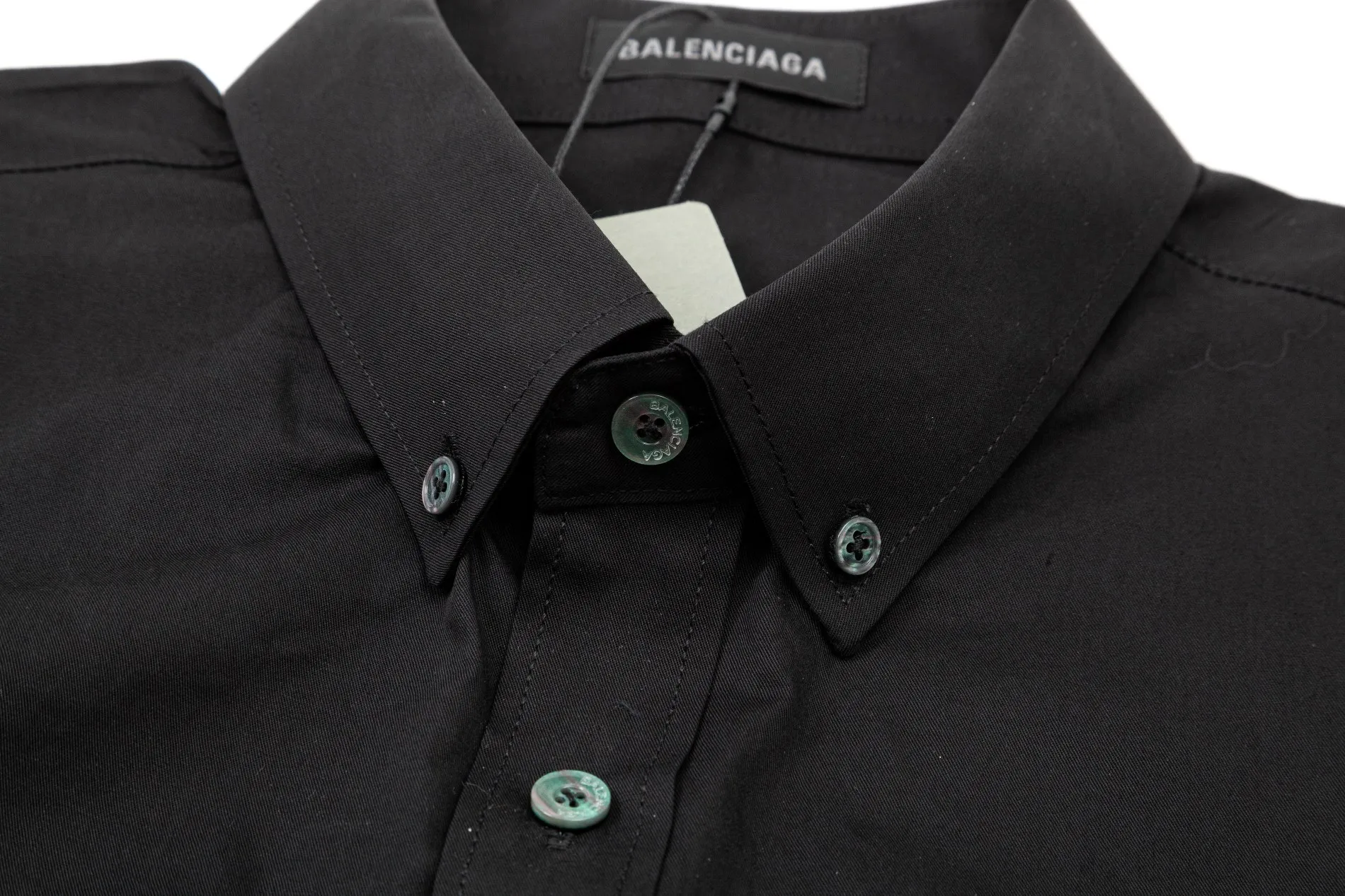【BALENCIAGA 公式旗艦店】バレンシアガ  シャツ  ご好評に付き再入荷 240802