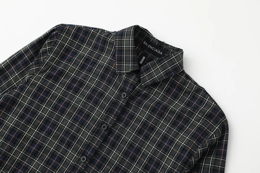 【BALENCIAGA 公式旗艦店】バレンシアガ  シャツ ご好評に付き再入荷 240802