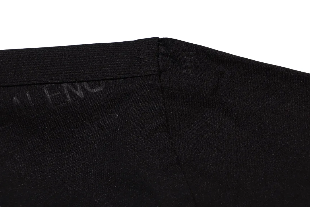 【BALENCIAGA 公式旗艦店】バレンシアガ  シャツ ご好評に付き再入荷 240802