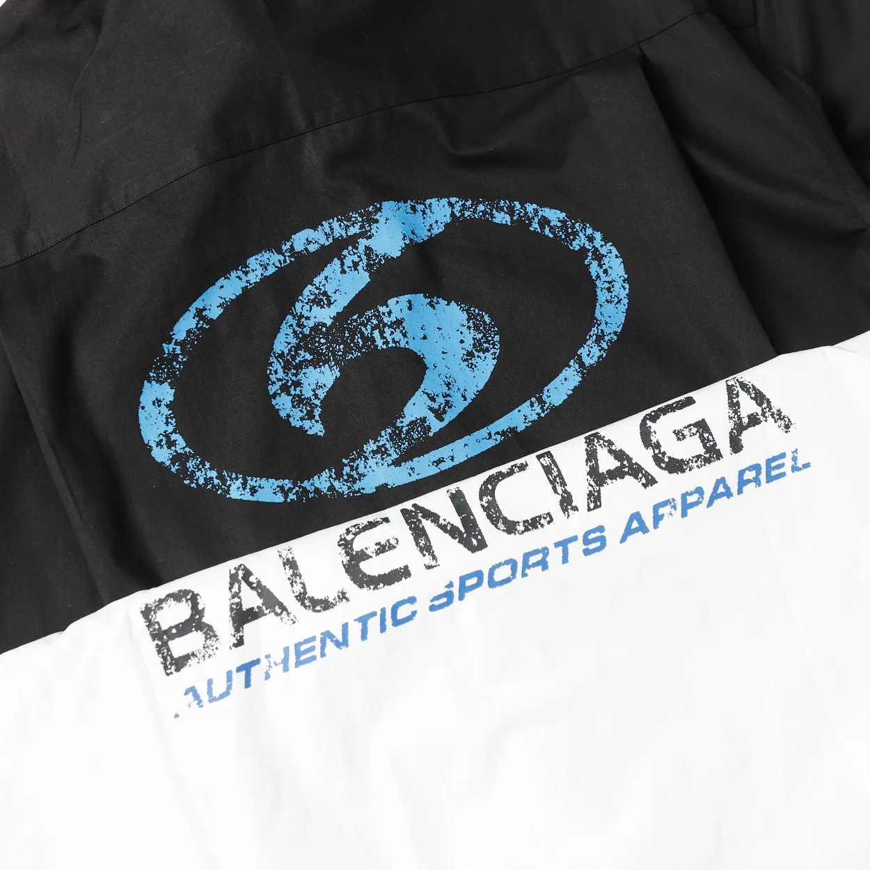 【BALENCIAGA 公式旗艦店】バレンシアガ   シャツ ご好評に付き再入荷 240802