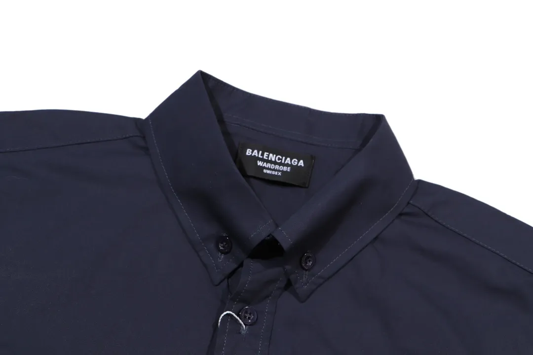 【BALENCIAGA 公式旗艦店】バレンシアガ  シャツ  ご好評に付き再入荷 240715