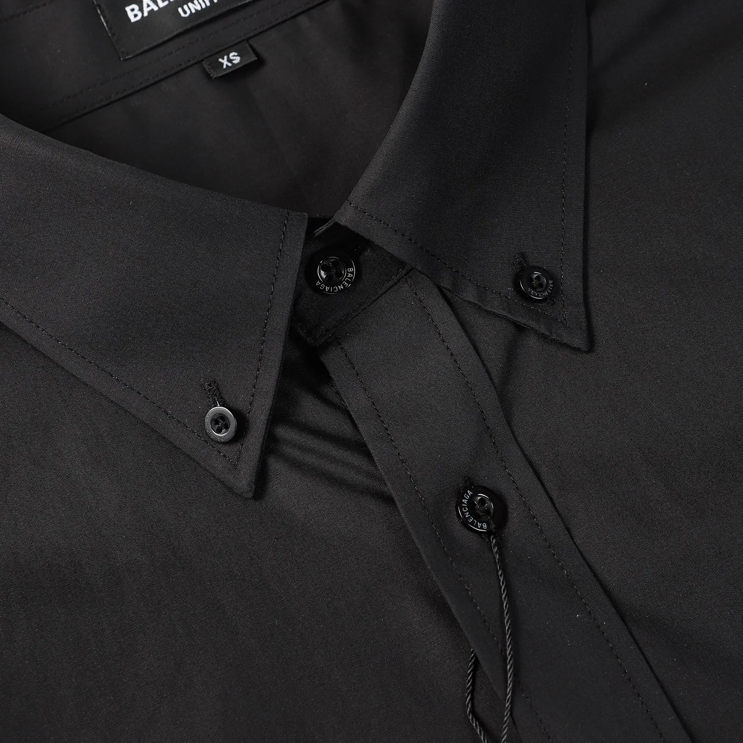 【BALENCIAGA 公式旗艦店】バレンシアガ  シャツ  ご好評に付き再入荷 240715