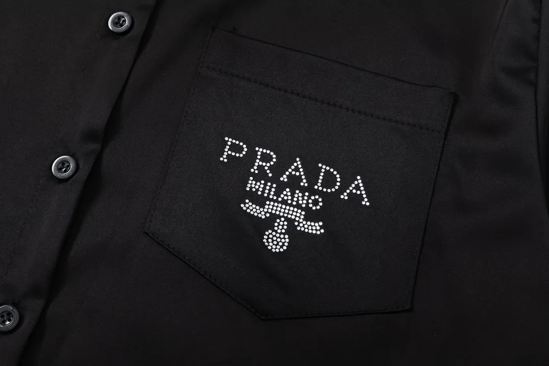 【PRADA  公式旗艦店】プラダ   シャツ ご好評に付き再入荷  241119