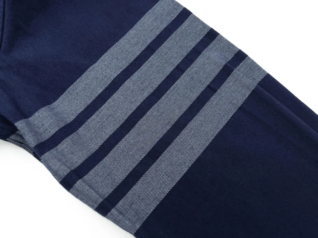 【ThomBrowne  公式旗艦店】トムブラウン   シャツ ご好評に付き再入荷  250221