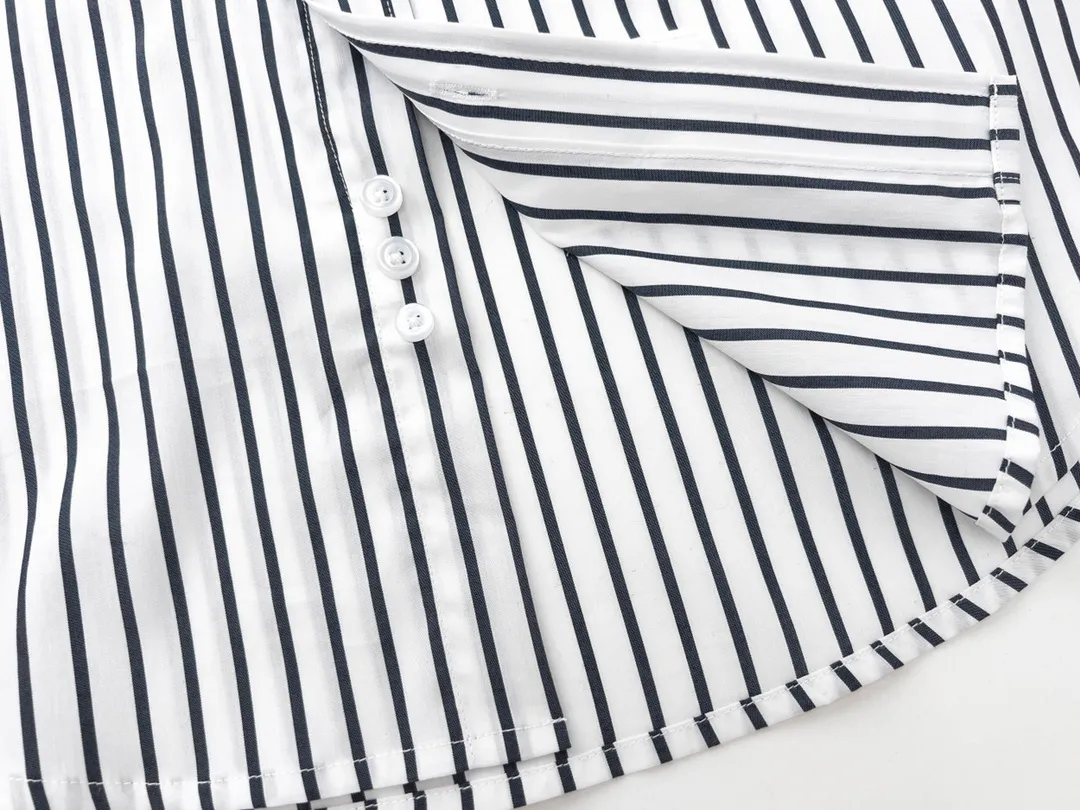 【ThomBrowne  公式旗艦店】トムブラウン   シャツ ご好評に付き再入荷  250221