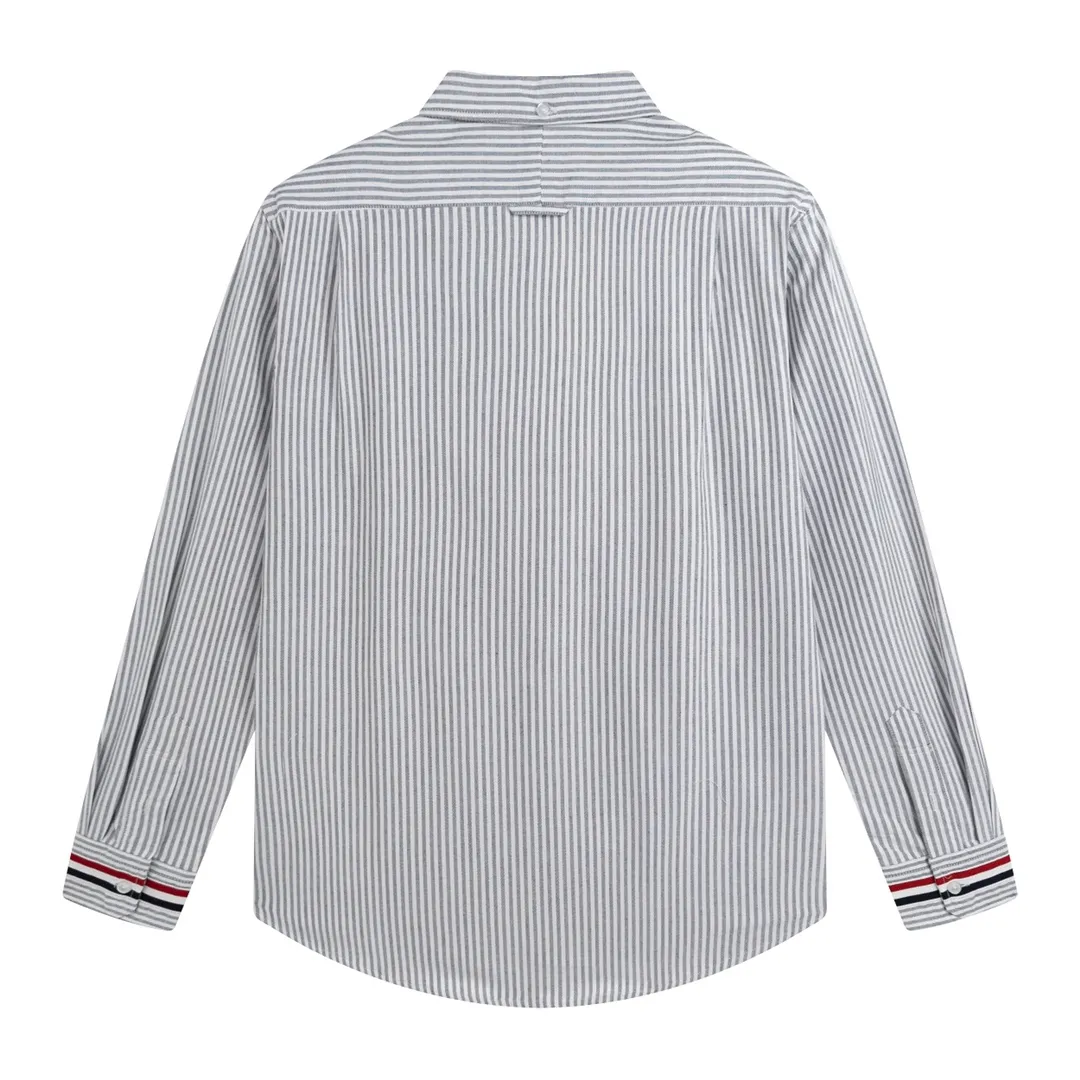 【ThomBrowne  公式旗艦店】トムブラウン   シャツ ご好評に付き再入荷  250221