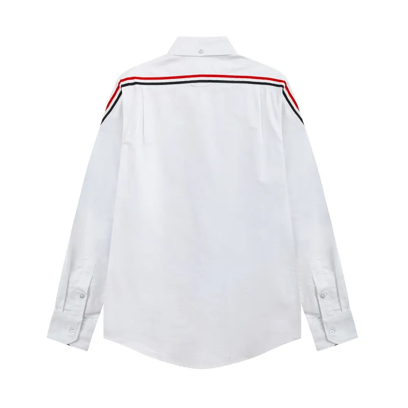 【ThomBrowne  公式旗艦店】トムブラウン   シャツ ご好評に付き再入荷  250221