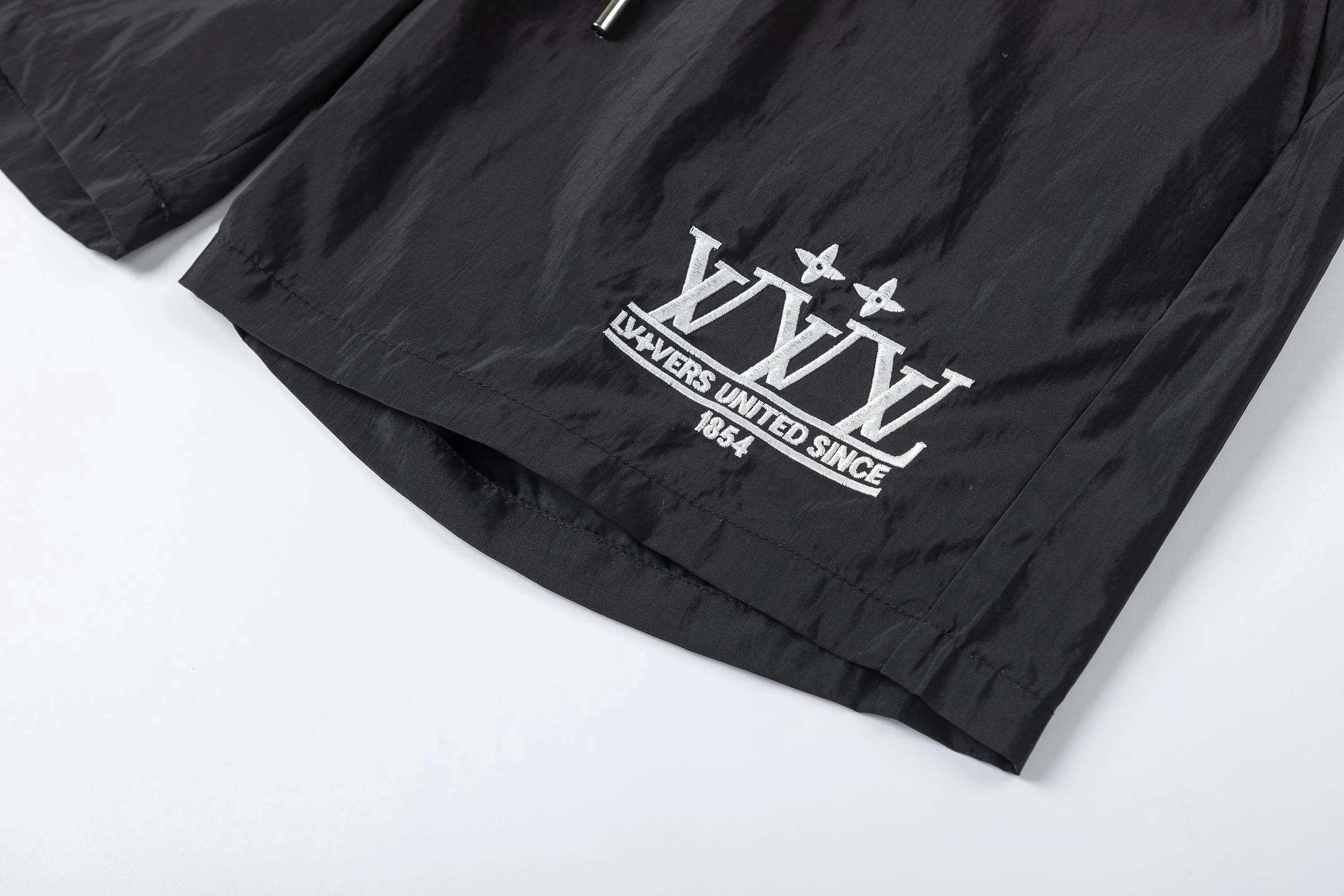 LV【LOUIS VUITTON  公式旗艦店】ルイヴィトン   ショートパンツご好評に付き再入荷！250224