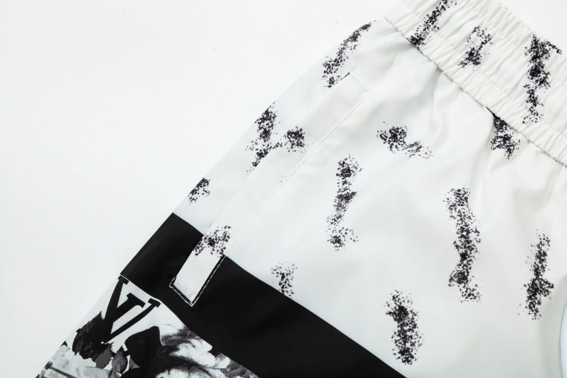 【LOUIS VUITTON  公式旗艦店】ルイヴィトン  ショートパンツご好評に付き再入荷 24613