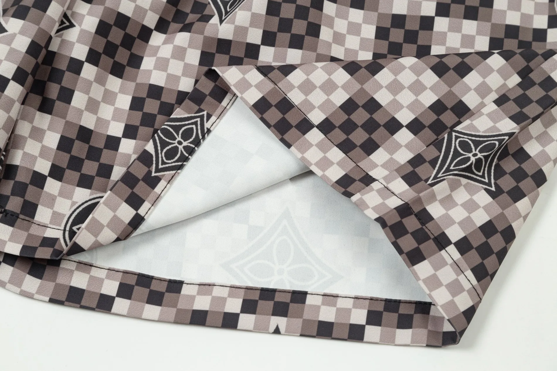 【LOUIS VUITTON  公式旗艦店】ルイヴィトン  ショートパンツ  ご好評に付き再入荷！