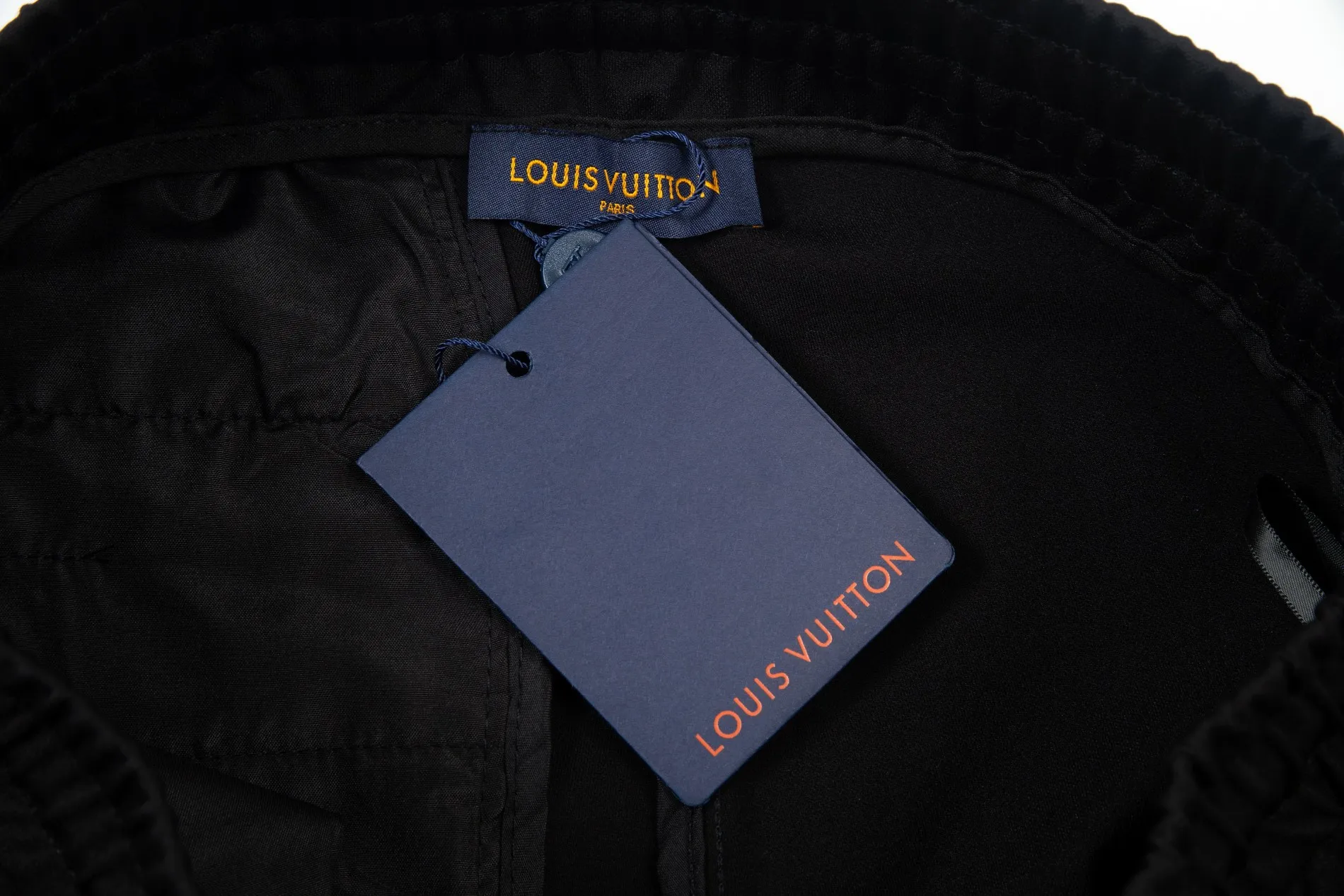 【LOUIS VUITTON 公式旗艦店】ルイヴィトン  ショートパンツご好評に付き再入荷！