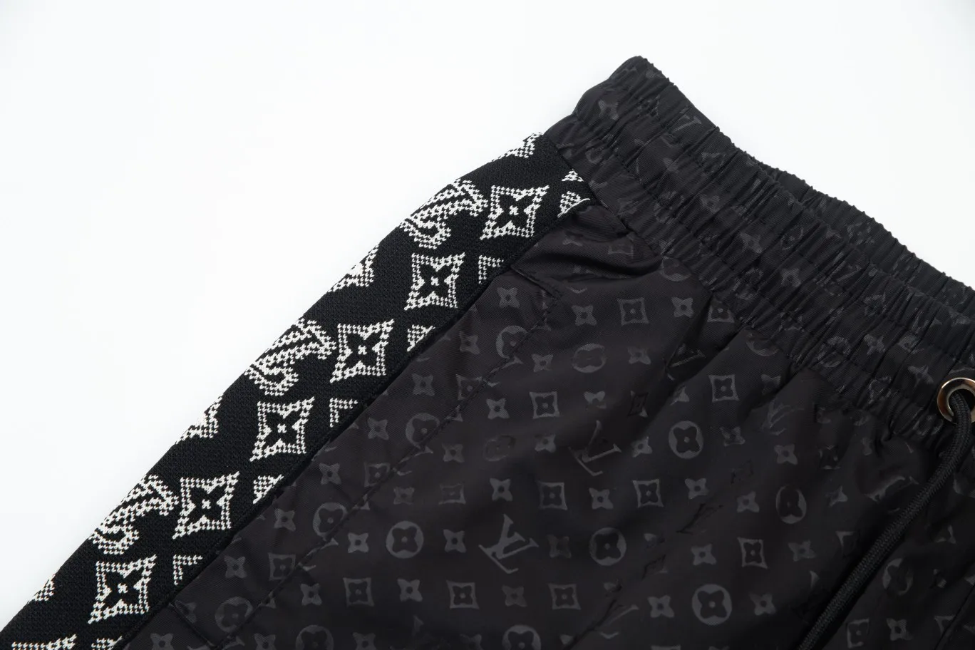 【LOUIS VUITTON  公式旗艦店】ルイヴィトン   ショートパンツ  ご好評に付き再入荷！